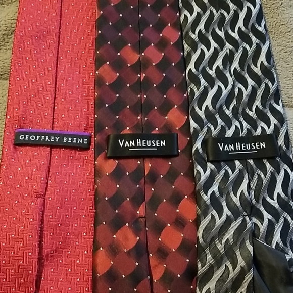 6 Red/Black/Gray themed ties - Picture 5 of 6
